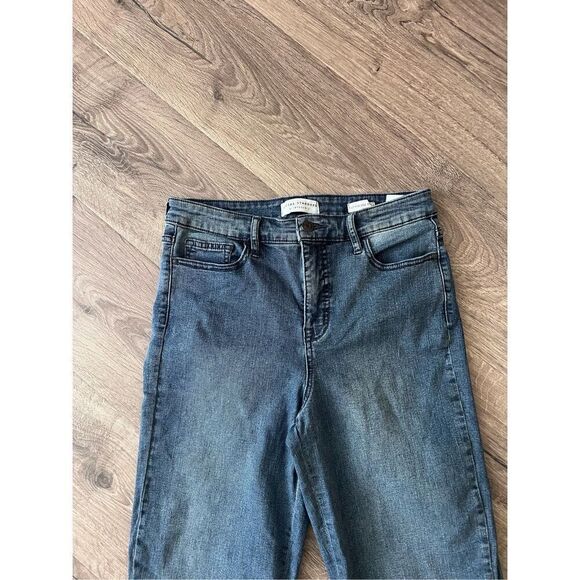 Social Standard By Sanctuary 5 Pocket High Rise Crop Straight Jean size 10 - Picture 2 of 6